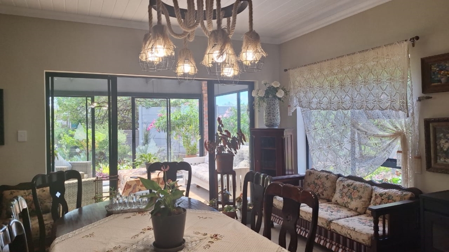 4 Bedroom Property for Sale in Stilbaai Wes Western Cape